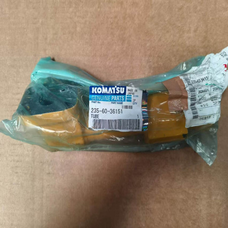 Komatsu 235-60-36151 Труба