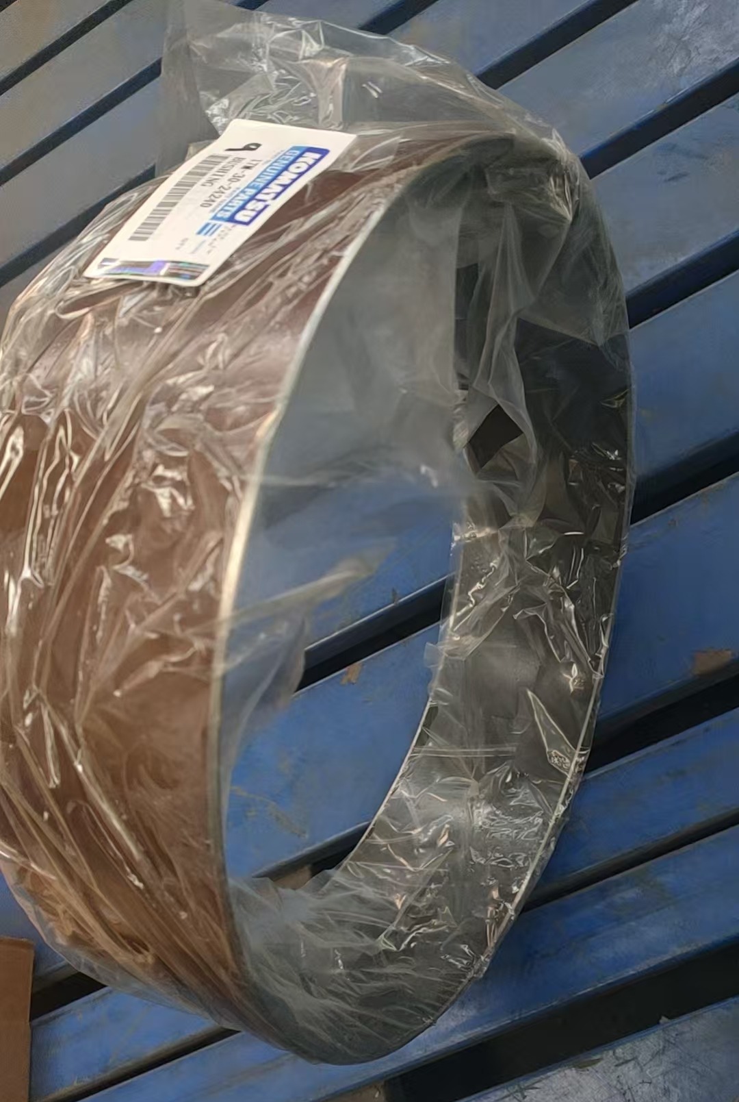 Komatsu 17М-30-24240 ВТУЛКА 