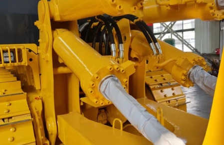 Сборочная площадка, испытание двигателя