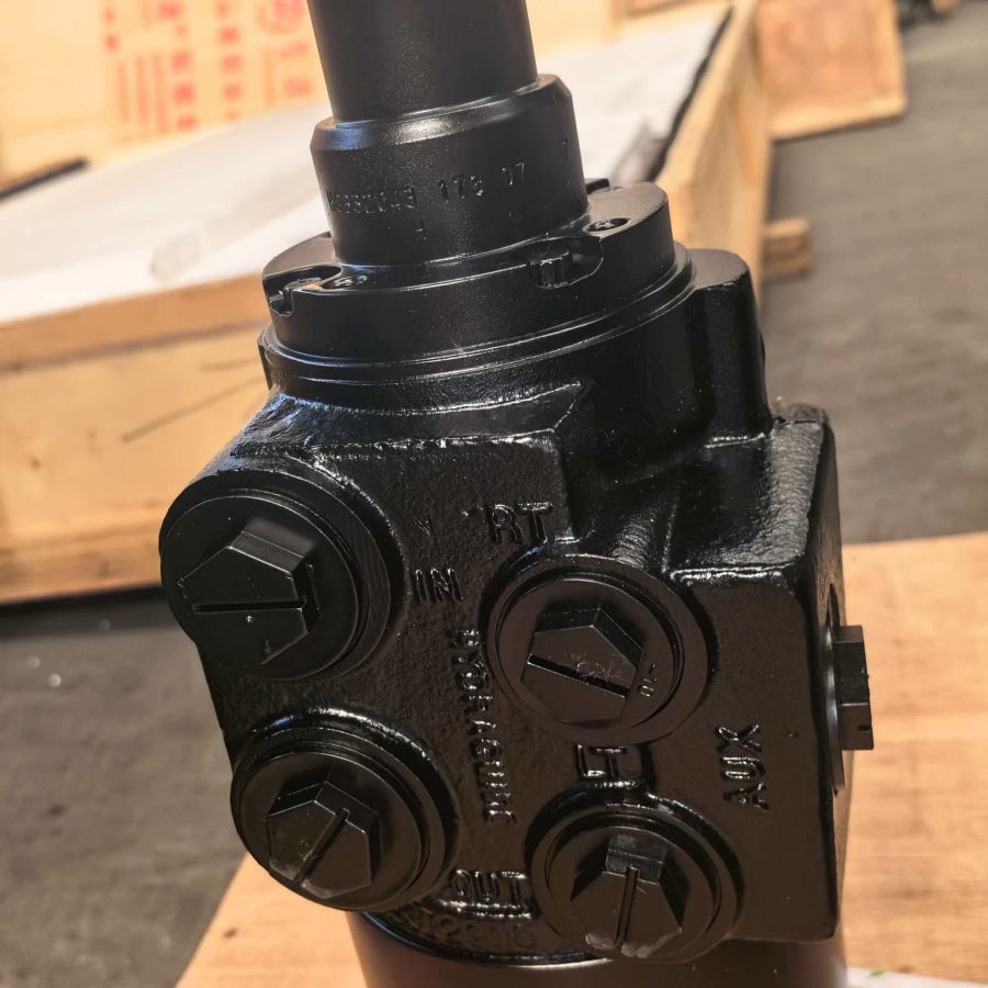 Komatsu 569-40-42502 РУЛЕВОЙ КЛАПАН В СБОРЕ