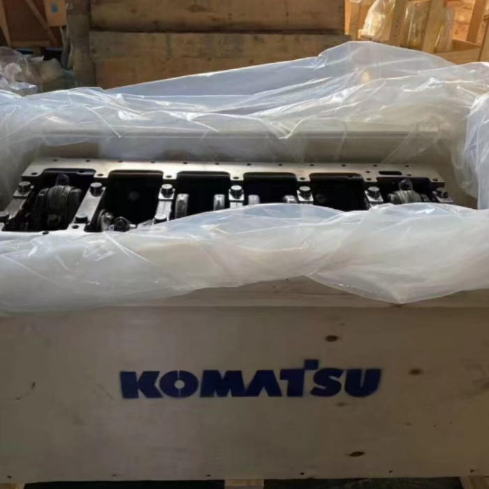 Блок цилиндров двигателя 6Д107 6754-21-1310 экскаватор PC200-8 6754211310