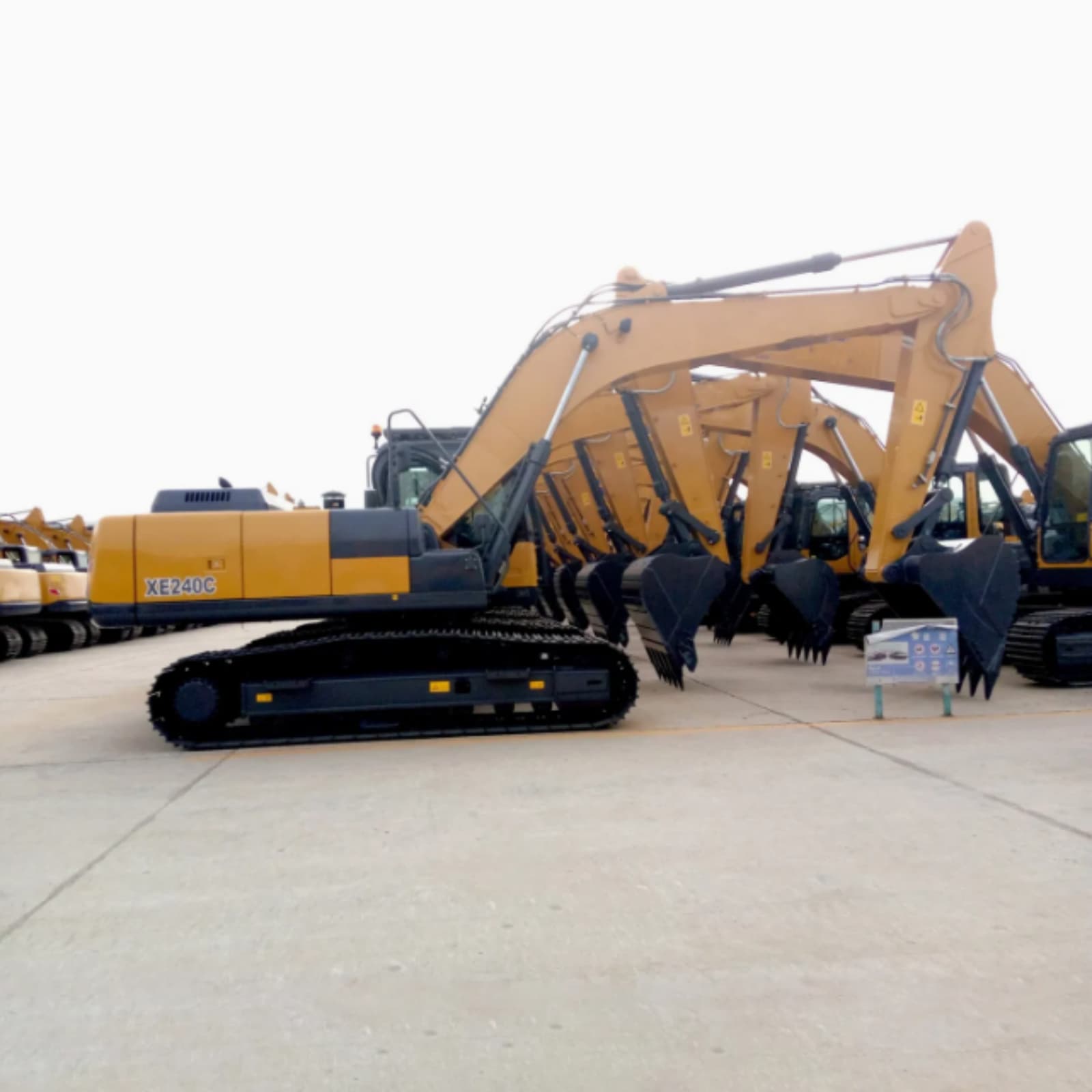 24 ton caterpillar excavator